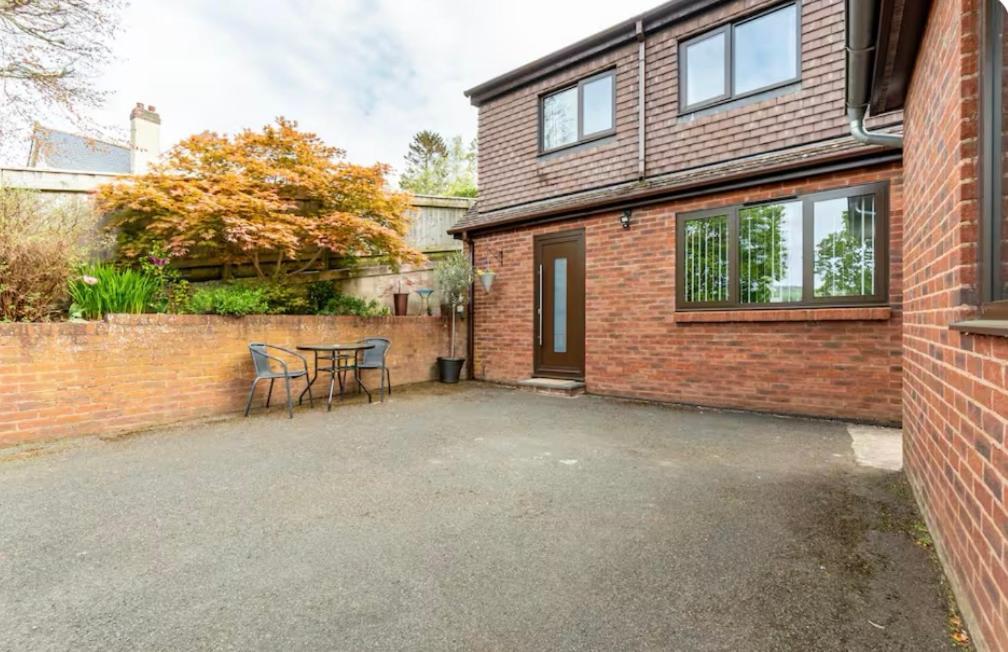 1 Bedroom Self Contained Separate Annexe In Exeter Ide Exterior photo